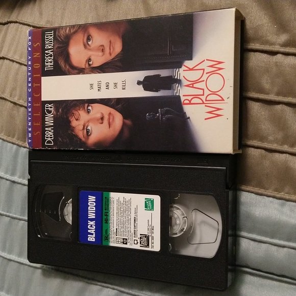 6/$15 Black Widow 1987 ‧ Thriller Mystery ‧ VHS tape - Picture 3 of 4